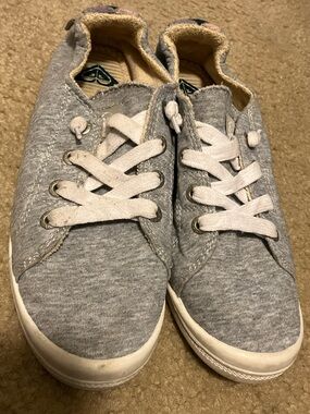 Roxy Women's Light Gray Knit Lace-Up Sneakers